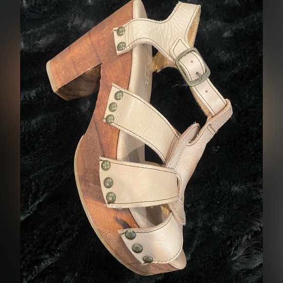BEDlSTU Wooden Heel Leather Cream/TanBrown Shoes, Size 7 - Picture 5 of 8